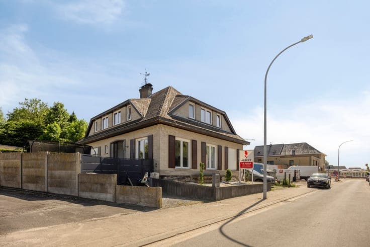 House in Lede