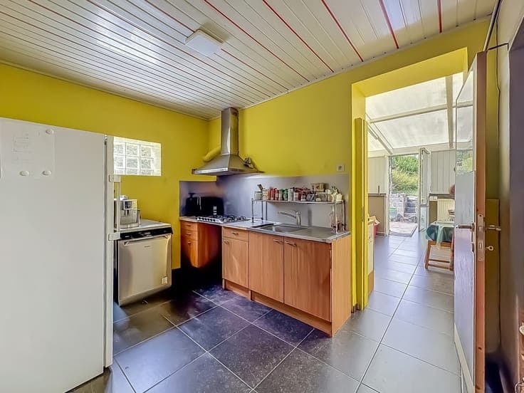 MAISON 3F A RAFRAICHIR AVEC GRAND JARDIN