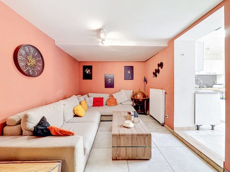 MAISON 6 CHAMBRES - ENORME POTENTIEL