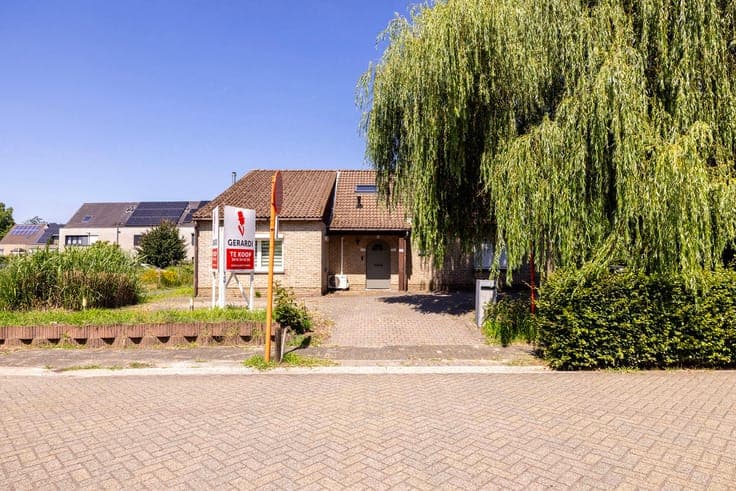 House in Brecht