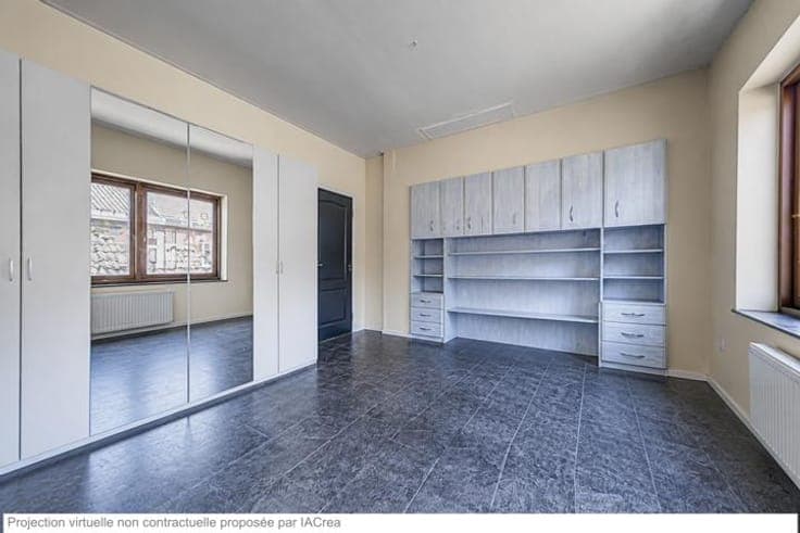 Lovely 4-bedroom house with garage and garden!