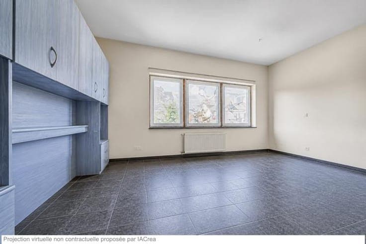 Lovely 4-bedroom house with garage and garden!