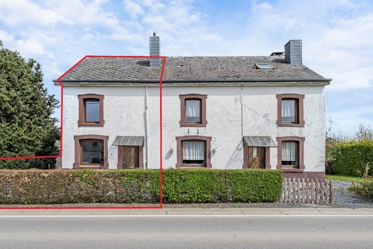 Three-sided house with 3 bedrooms – Nadrin