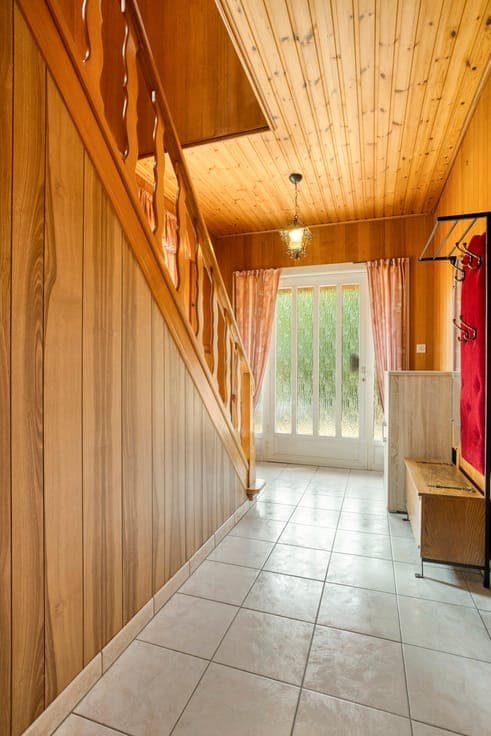 Renovatiewoning in oase van rust op perceel van 4495 m²