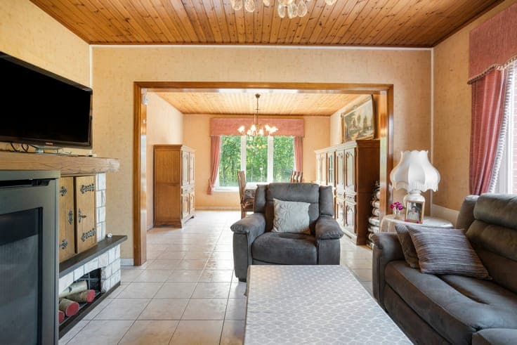 Renovatiewoning in oase van rust op perceel van 4495 m²