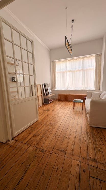 Spacious mixed-use house ideally located in Saint-Gilles
