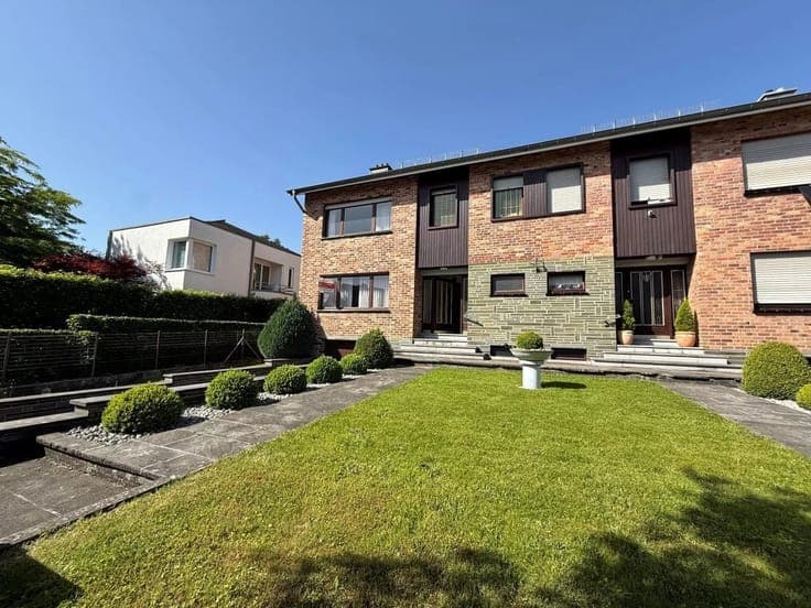 Sale - House Eupen - 380,000 €