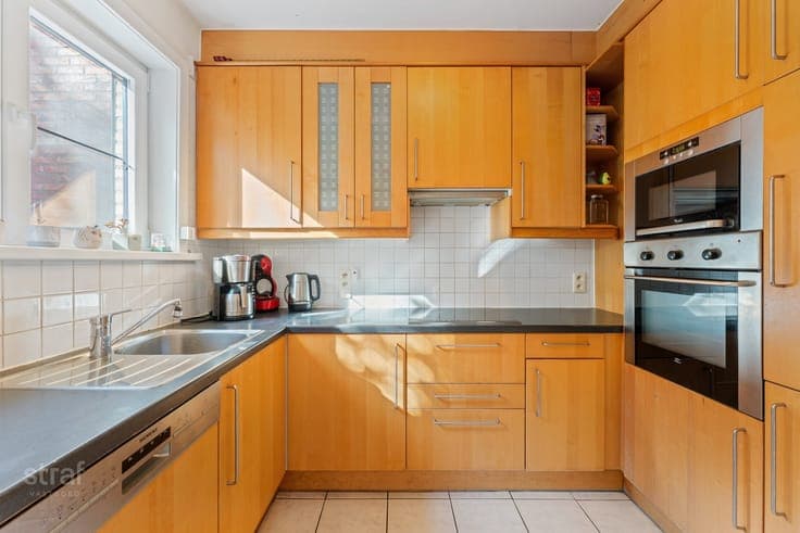 Ruime gezinswoning met 4 slaapkamers, 2 badkamers en tuin