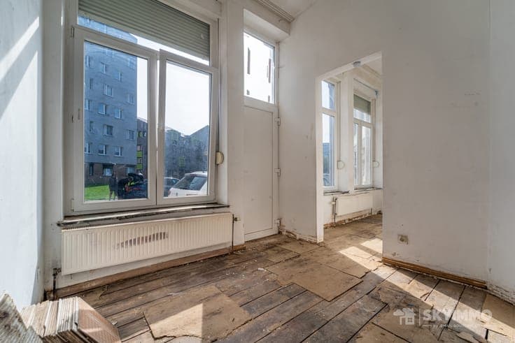 MAISON 3 CH - A RENOVER- PEB D- CHASSIS DV- IDEAL INVEST