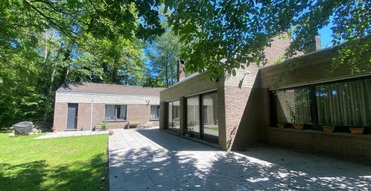 Villa op toplocatie tegenover natuur – 4 slpk, 20a perceel