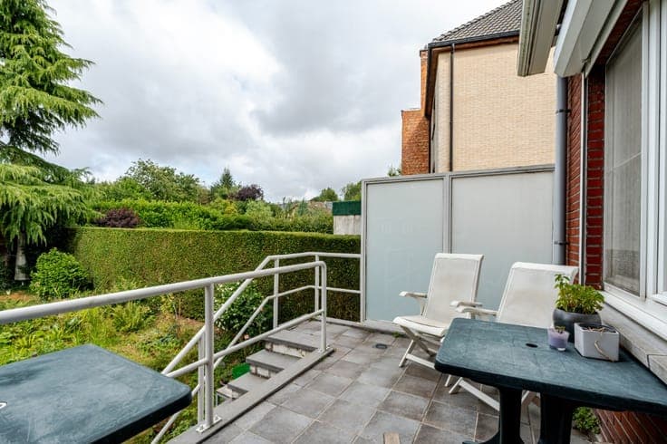 To be modernised bel-étage in Grimbergen for sale