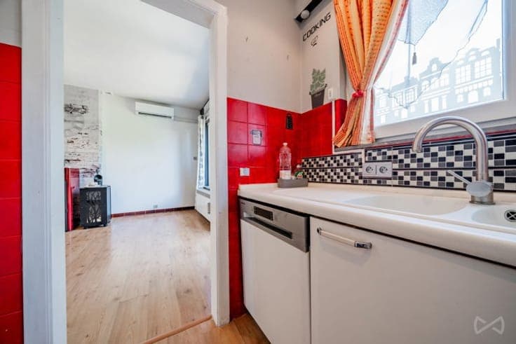 House in Couillet