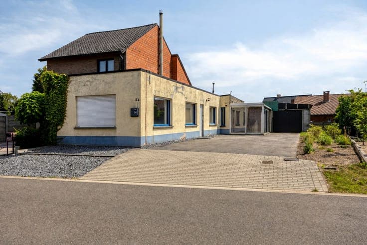 House in Balen