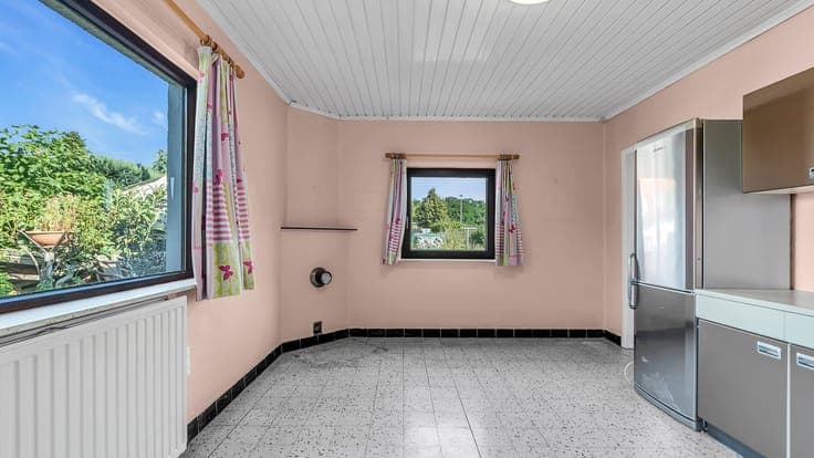 Te renoveren woning (H.O.B.) met 3 slpkrs te Genk