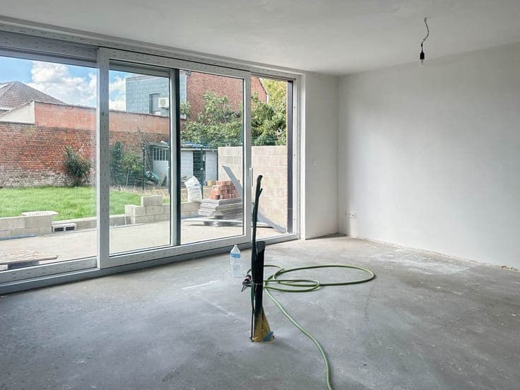 Te koop, VOLLEDIGE HALF OPEN NIEUWBOUW ,MET 5 SLAAPKAMERS...