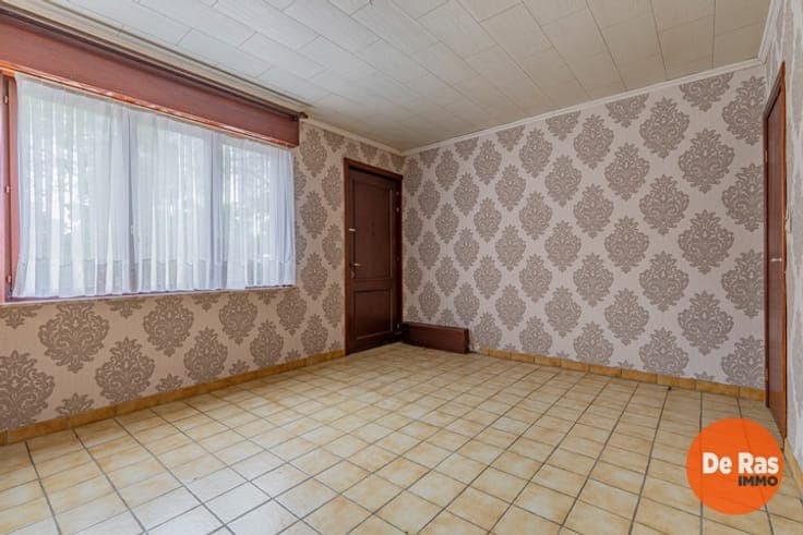 WETTEREN - Rijwoning nabij centrum en station Wetteren