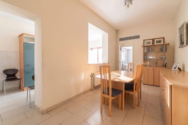 ETTERBEEK I INVESTMENT PROPERTY 4 UNITS TO RENOVATE
