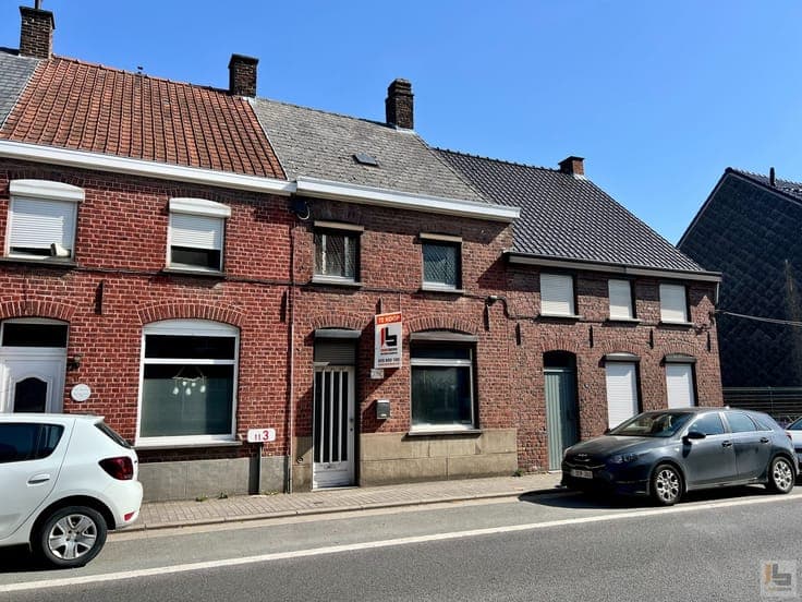 Op te frissen woning met tuin