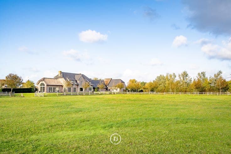 Exclusive Polder Estate