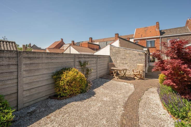 Centrum Maldegem - rijwoning met aanpalende garage