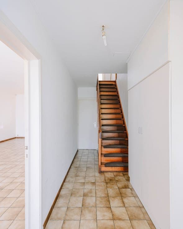 Move-in ready family home near the center of Destelbergen