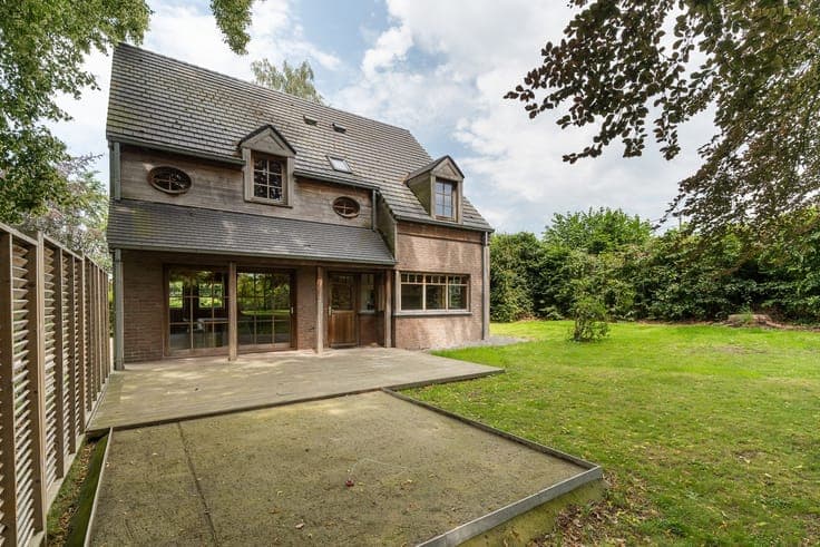 Stijlvolle houtmassief villa in een rustige en groene omg...