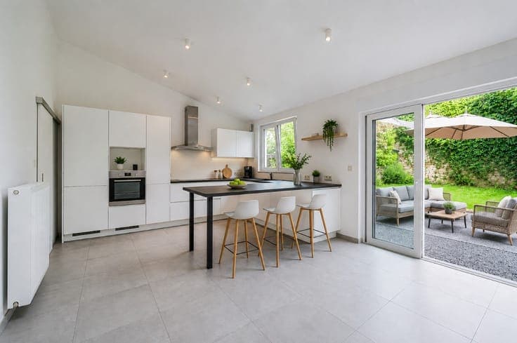 Renovated 4-bed house with terrace & garden – Arlon