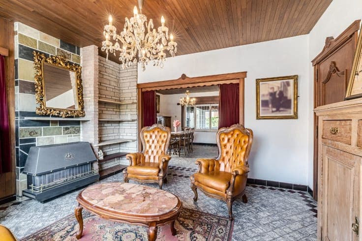3-bedroom semi-detached home with garage and garden