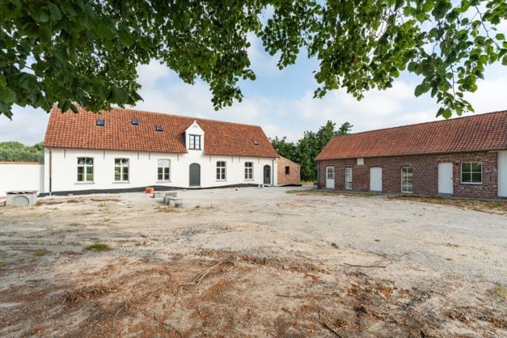 Prachtige casco hoeve op unieke locatie in Moorslede