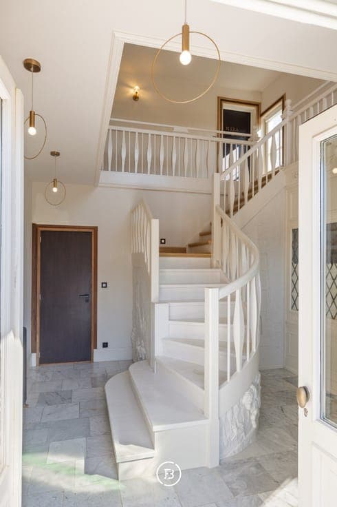 Art Deco Villa