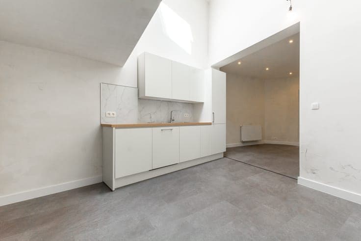 Renovated town house with 3 bedrooms