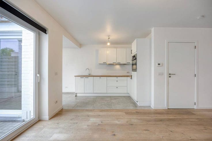 Renovated 3-room house for sale in Beveren-Leie