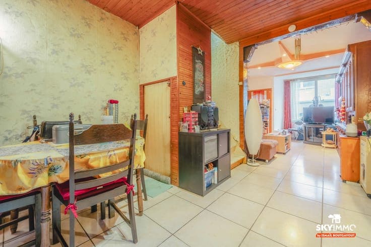 MAISON 2 CHAMBRES - TERRASSE - PEB D - SERAING