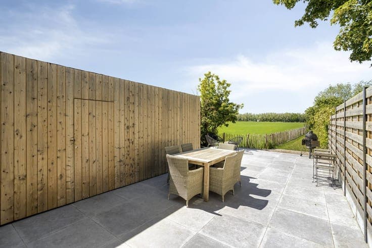 Ready to move in semi-detached house for sale in Bruges with