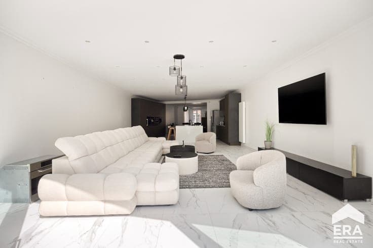 Renovated family home in centre Ternat