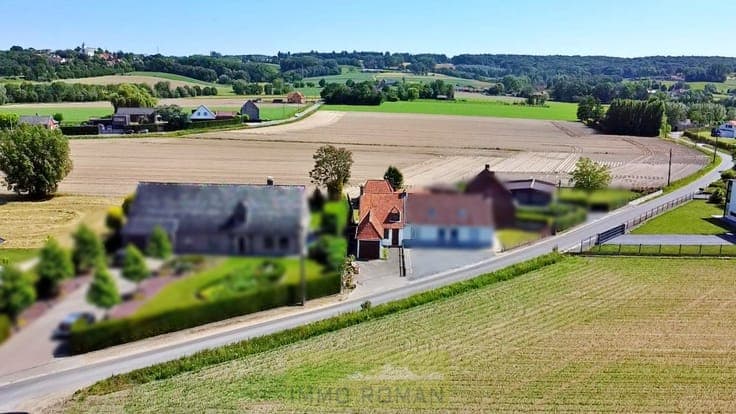 Landelijk gelegen woning te Kluisbergen!