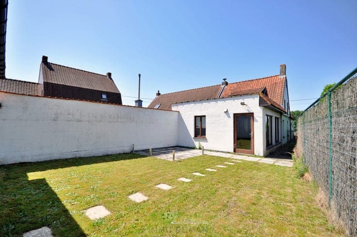 Landelijk gelegen woning te Kluisbergen!