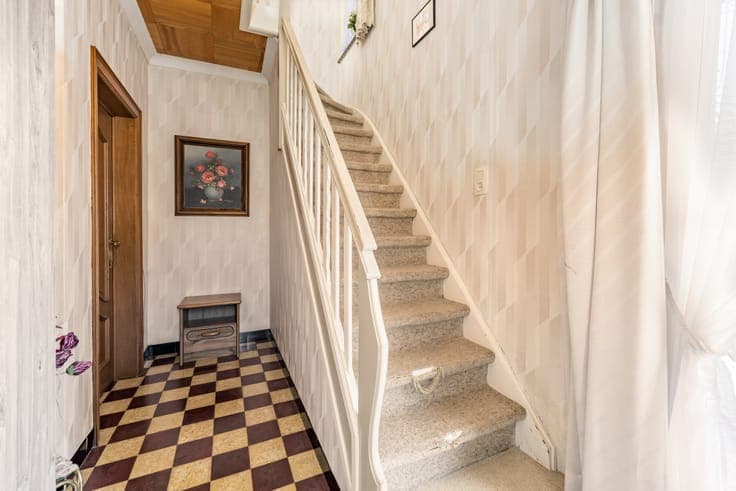 Charming home with a large garden in Outrijve