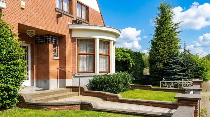 Authentic Master Villa