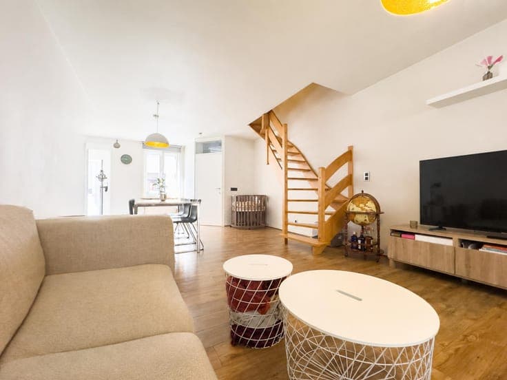 A ready-to-move-in property with 4 bedrooms and 2 bathrooms