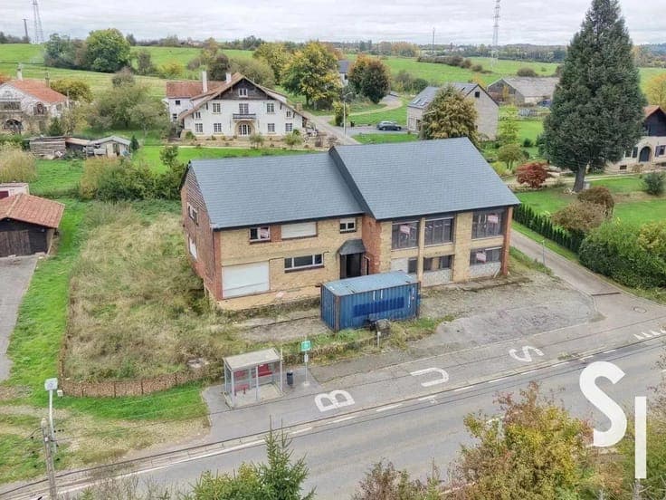 Sale - Building Musson - 340,000 €