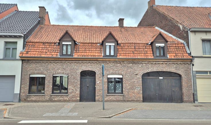 Zeer ruime gezinswoning met inpandige garage, grote zonni...