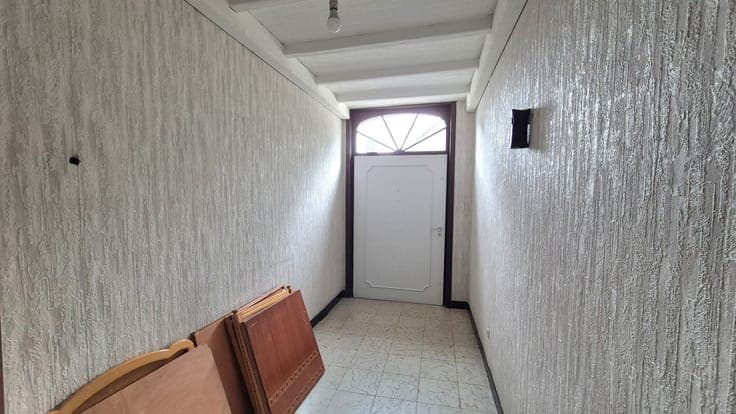Zeer ruime gezinswoning met inpandige garage, grote zonni...