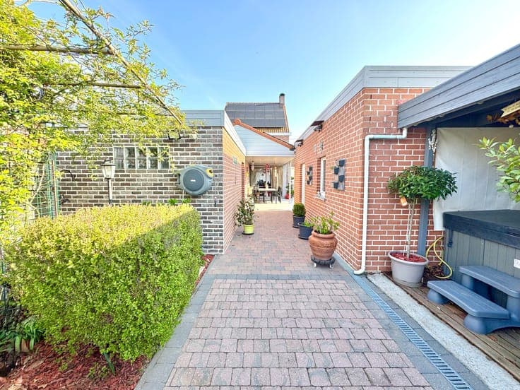 RUIME VRIJWONING | 4 KAMERS | GARAGE | TUIN | EPC 250 | 4...