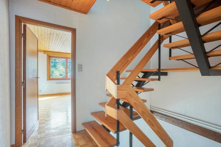 House to be renovated, located in Hoeilaart