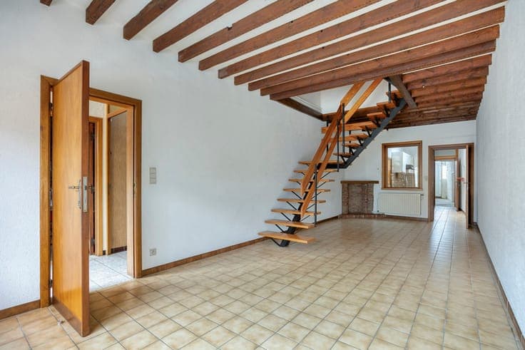 House to be renovated, located in Hoeilaart