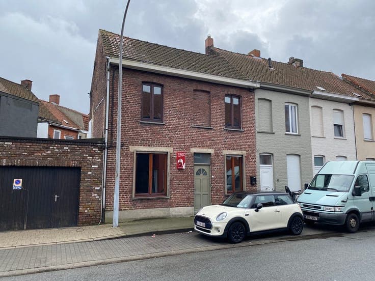 Centraal gelegen rijwoning met 2 slaapkamers.