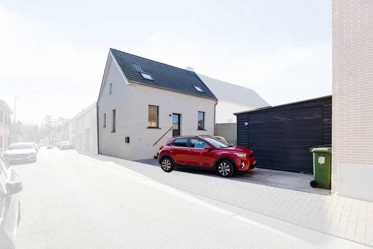 House in Ninove