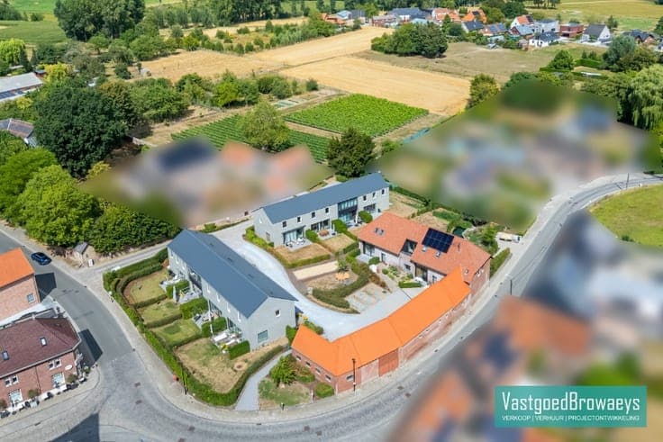 Ruime energiezuinige woonst met alle comfort.