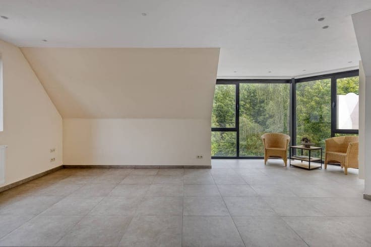 Two-storey house with 2 outdoor spaces for sale in Zwijnaard